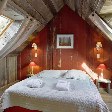 펜션 Comfortable Chalet With Indoor Pool Hammam And Sauna Near *