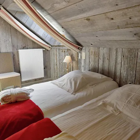 펜션 Comfortable Chalet With Indoor Pool Hammam And Sauna Near *