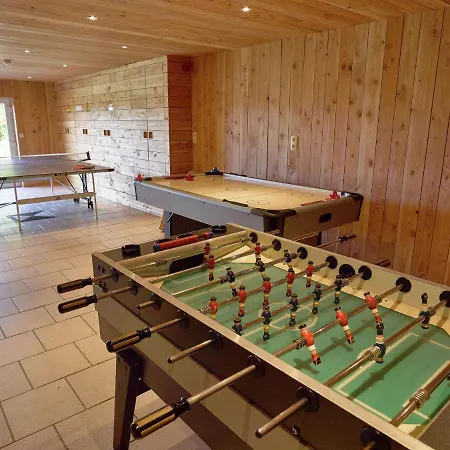 펜션 Comfortable Chalet With Indoor Pool Hammam And Sauna Near 스타우몬트