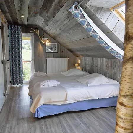 펜션 Comfortable Chalet With Indoor Pool Hammam And Sauna Near